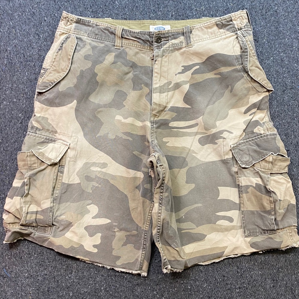 Old Navy Cargo Shorts Sz 38 Mens Green Camo Skater Grunge Raw Hem Distressed